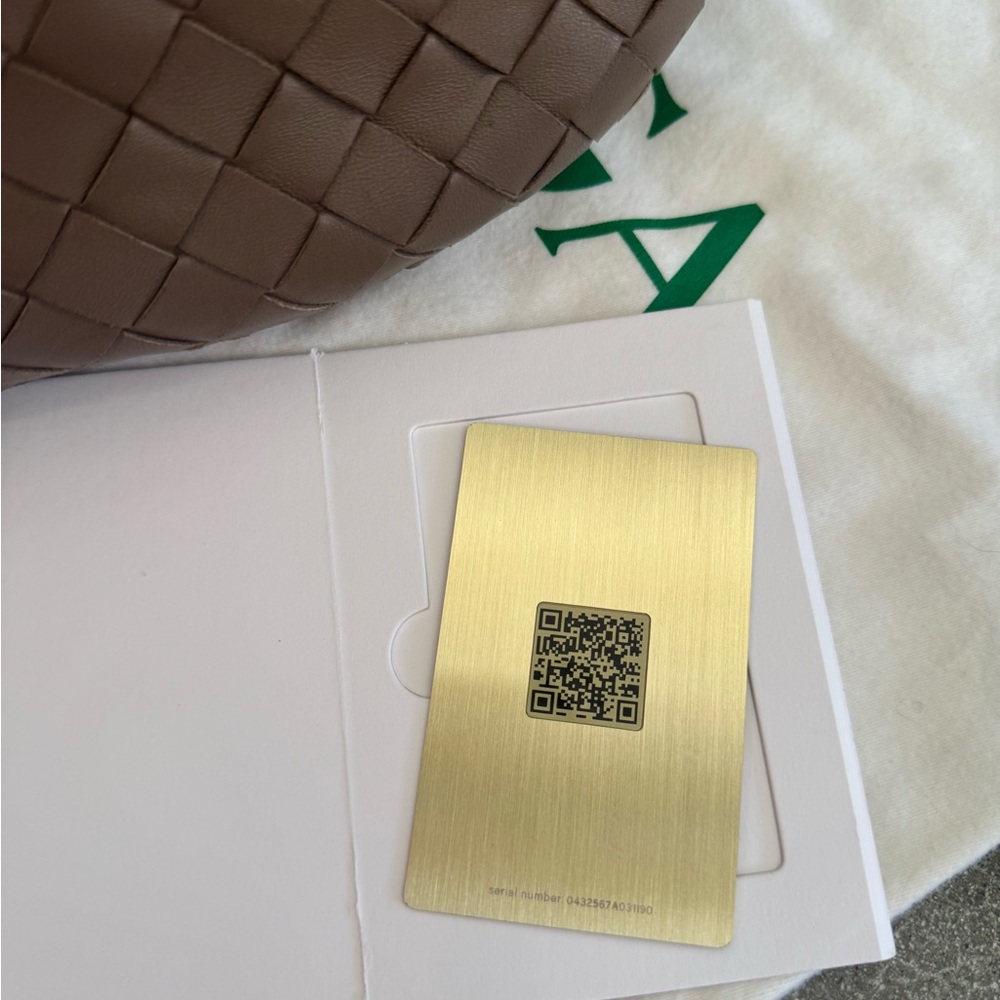 Bottega Veneta Intrecciato Small/Teen Jodie Dark Taupe - Picture 14 of 14